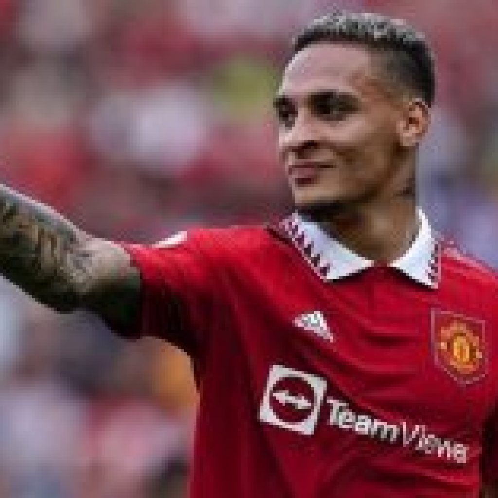 Winger Man UTD این پیشنهاد را از عربستان سعودی دریافت می کند