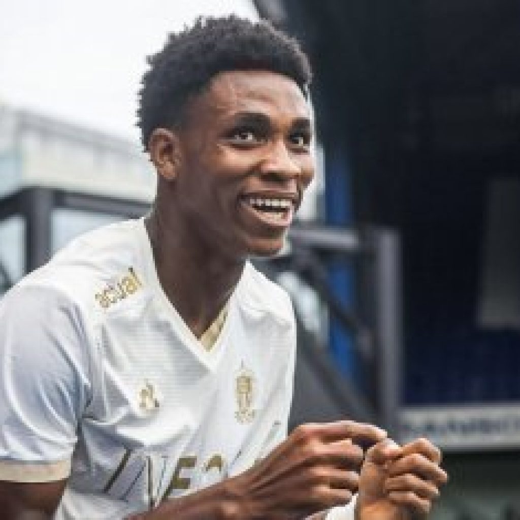 چلسی پیشاهنگ ویکتور اورالپکو