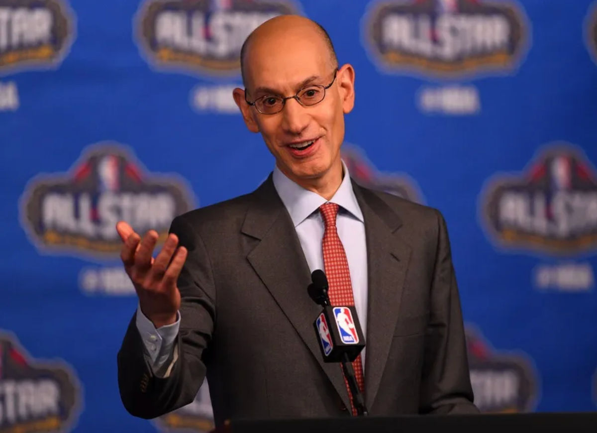 18 فوریه 2017 ؛ نیواورلئان ، LA ، ایالات متحده ؛ کمیسر NBA Adam Silver در کنفرانس مطبوعاتی کمیسر در مرکز اسموتی کینگ با رسانه ها صحبت می کند. اعتبار اجباری: تصاویر باب دونان-ایماگن