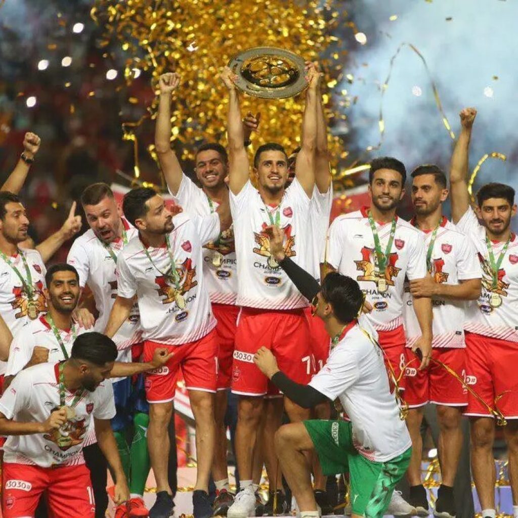 خاطرات پرسپولیس در سه گانه شما هستید