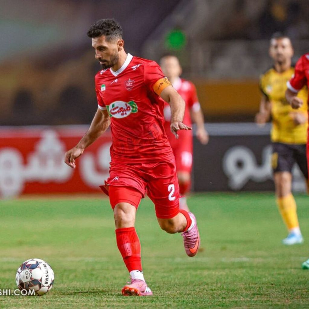 کاپیتان پرسپولیس جام خود را از دست داد