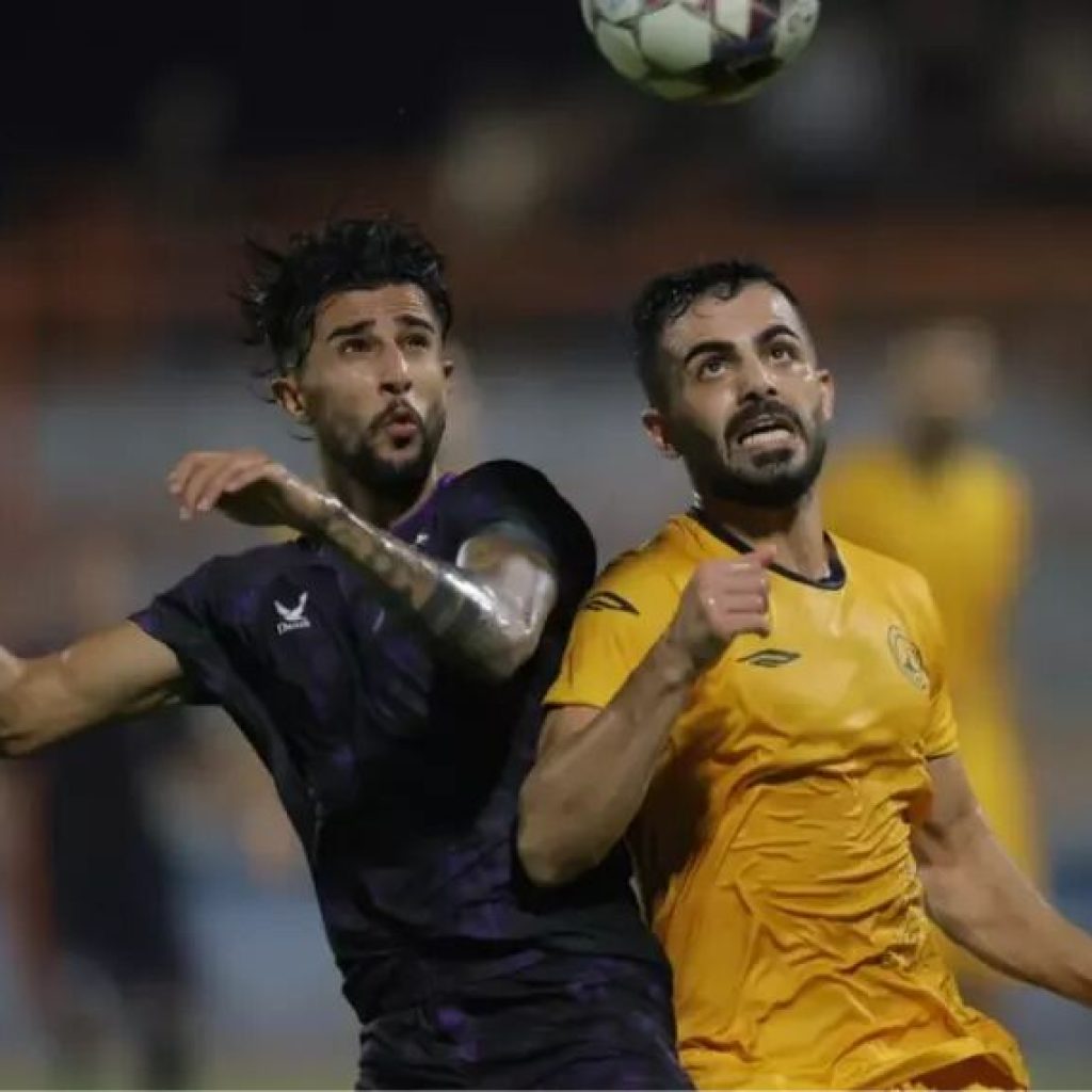 لیگ یک: قسمت بالای میز بنفش