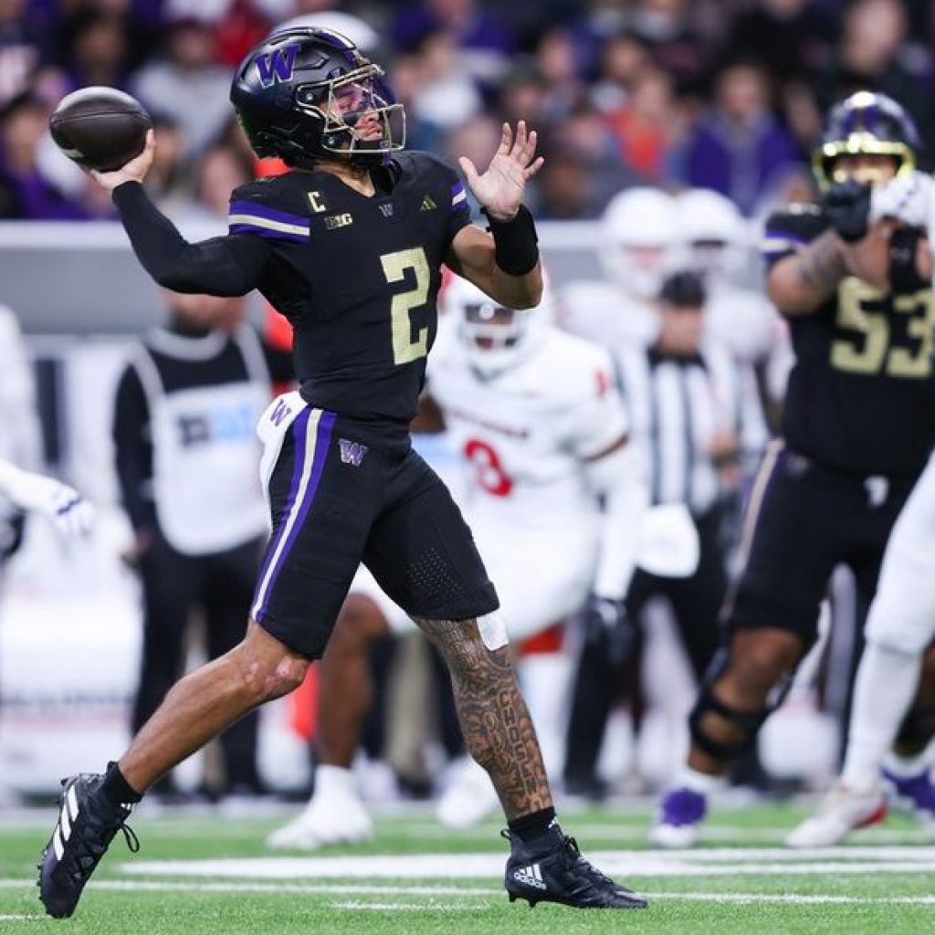 NCAA Football: Rutgers در واشنگتن