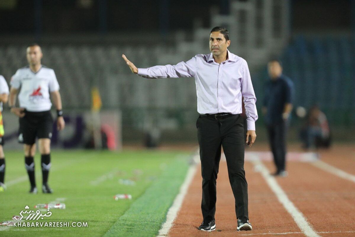 تصمیم پرسپولیس در مورد وحید هاشمیان/ نتیجه دیدار عصر قرمزها برای تعیین تکلیف اسمار و هلیکوپتر