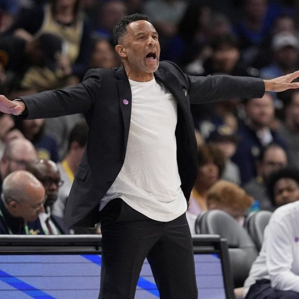 بسکتبال NCAA: یک چهارم نهایی مسابقات کنفرانس ACC - دوک مقابل جورجیا تک