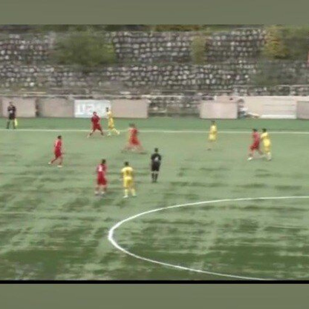 ویدئو سوپر گل در جام حذفی; شوت فنی و استفاده از دروازه بان از بیرون!