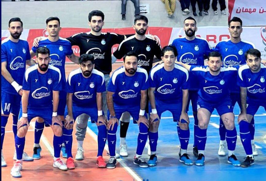 استقلال با 5 گل حریف را به پیروزی شیرین آبی ها رساند