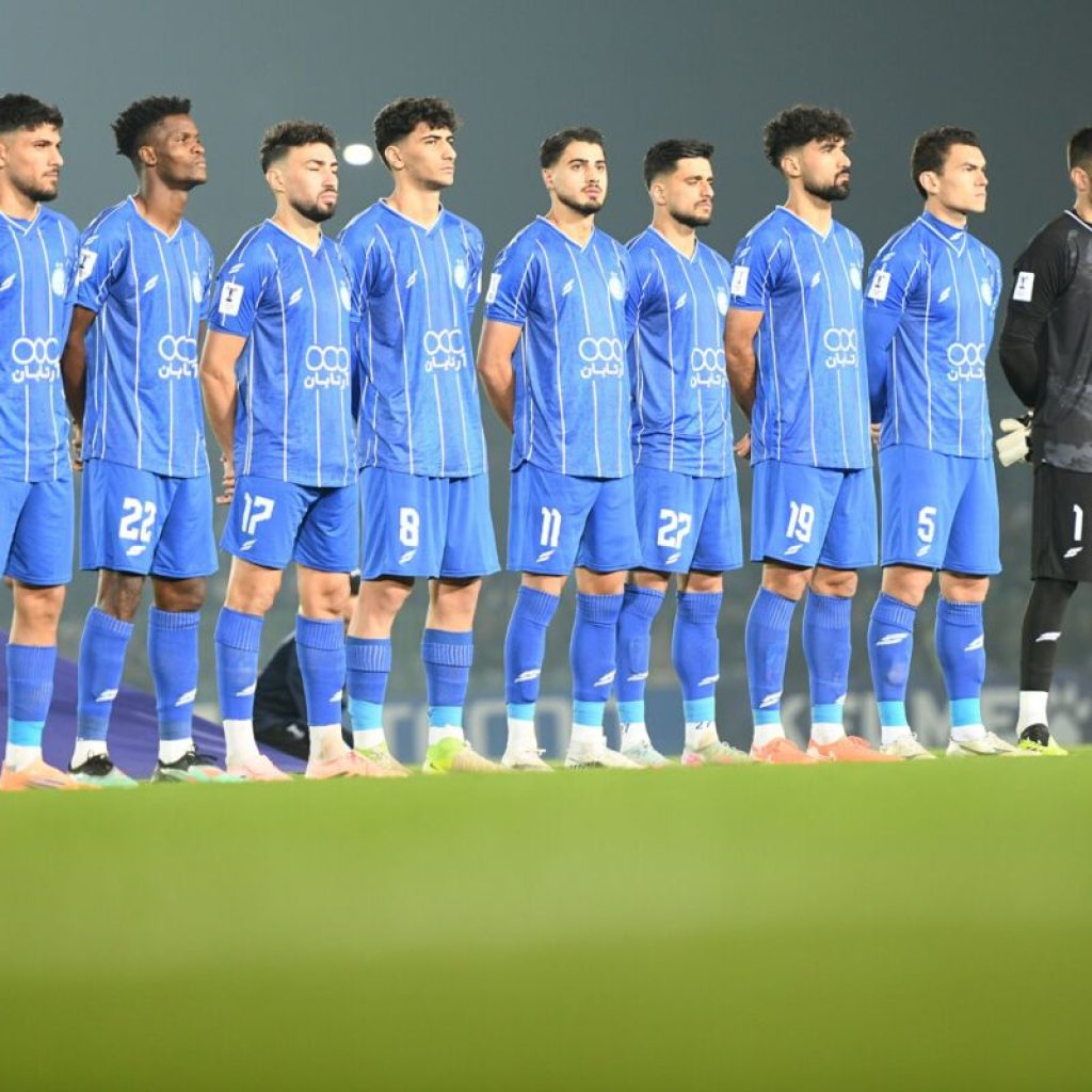 استقلال دو روز زودتر به میدان می رود