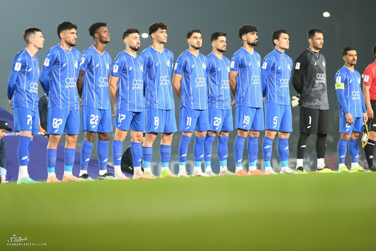 استقلال دو روز زودتر به میدان می رود