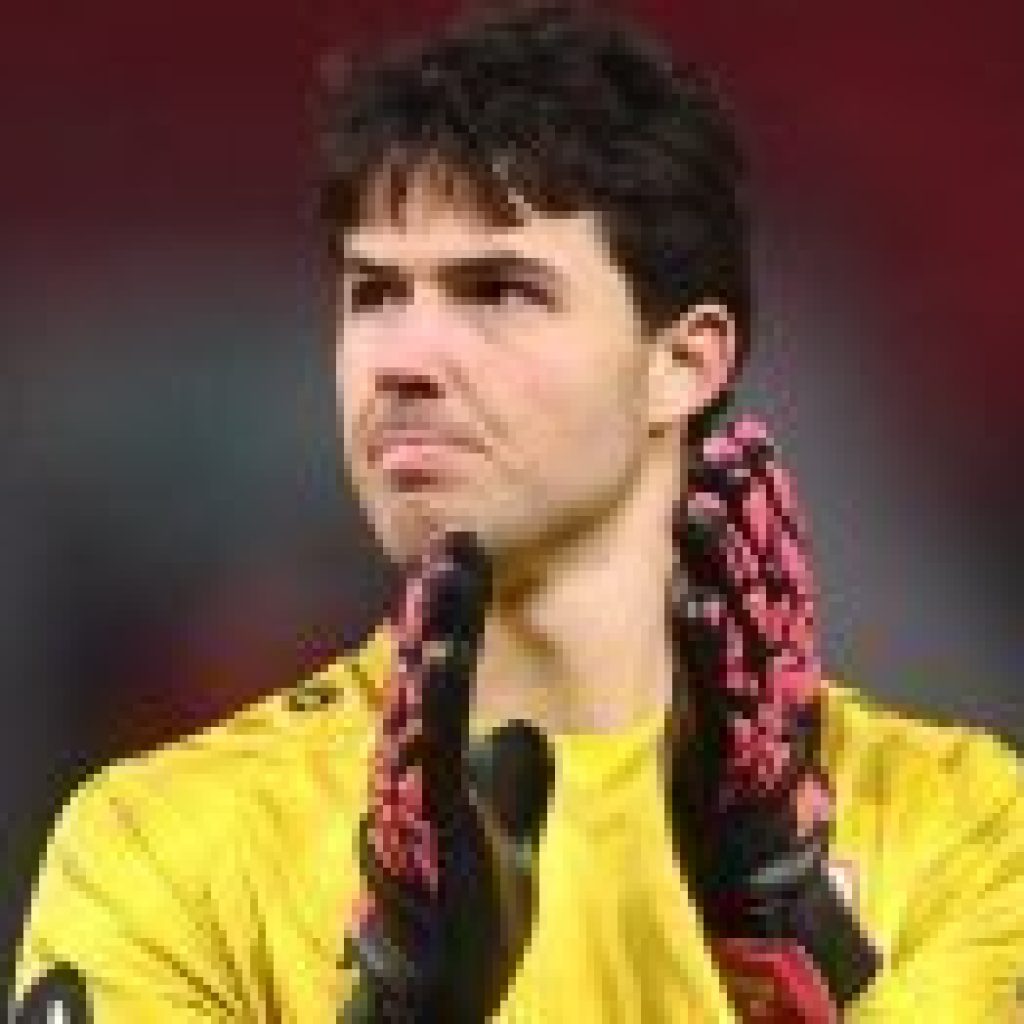 خیلی خوب پیش می رود: آموریم ستاره منچستریونایتد را پس از گل تساوی اسپرز تمجید کرد