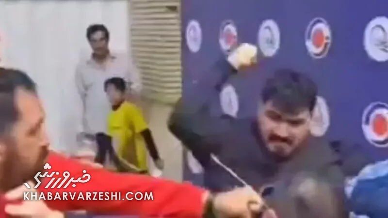 ویدیو جسارت زن عامل اصلی درگیری بود/ بله غیرت هواداران ما داغ بود!